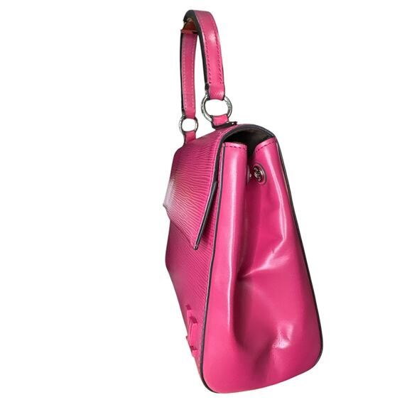Louis Vuitton Epi Cluny BB Hot Pink - Picture 4 of 11